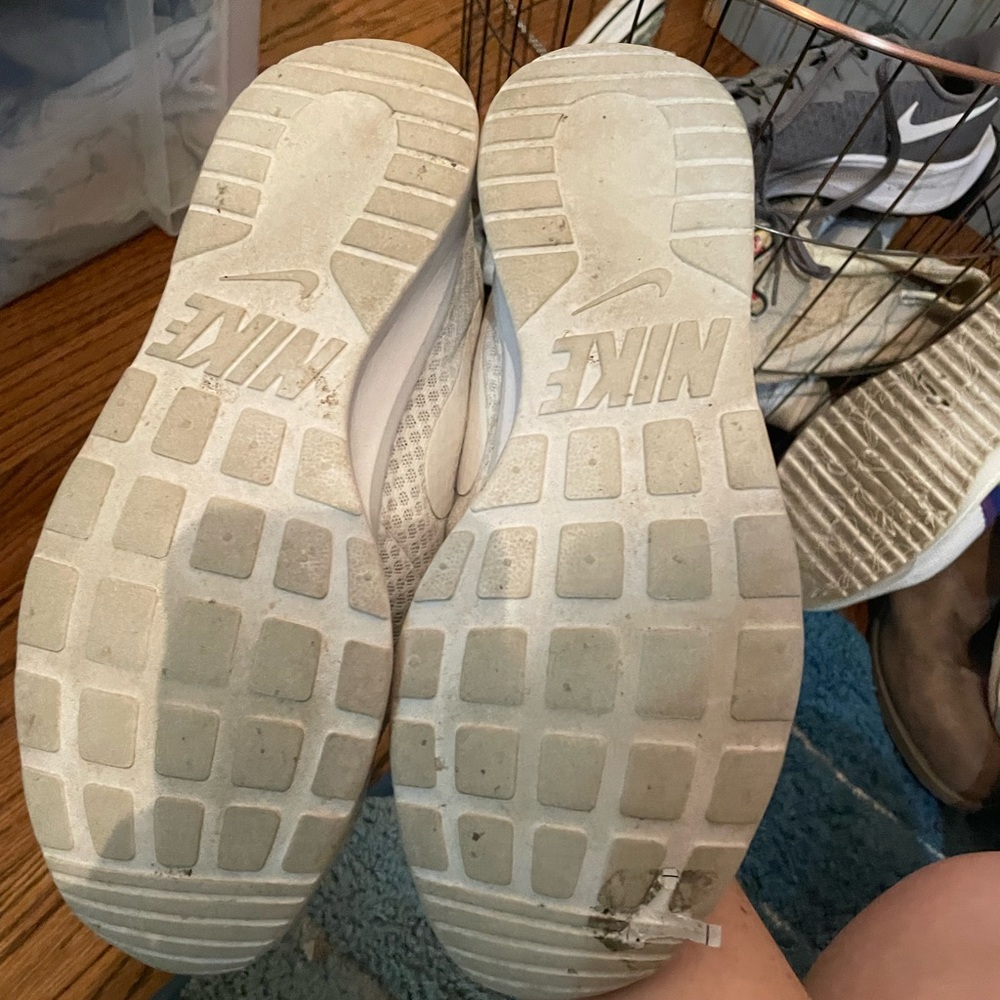 Women’s nike 8.5